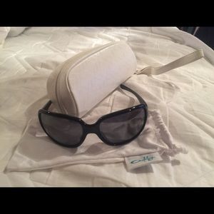 Women Oakley shades